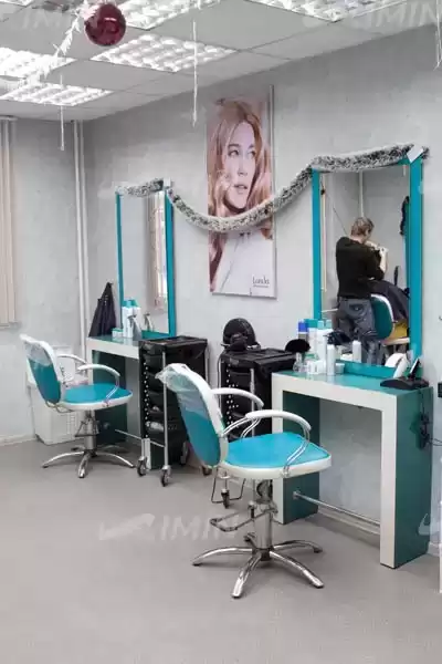 Салон на Симферопольском бульваре
