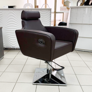 Парикмахерское кресло 'Мона' с откидной спинкой 