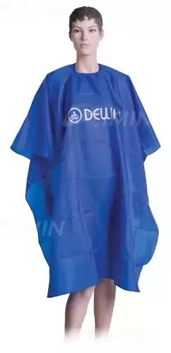 Пеньюар голубой DEWAL 128х140см , на крючках 