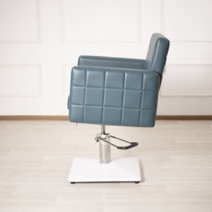 Парикмахерское кресло «Марта» гидравлическое с отстрочкой