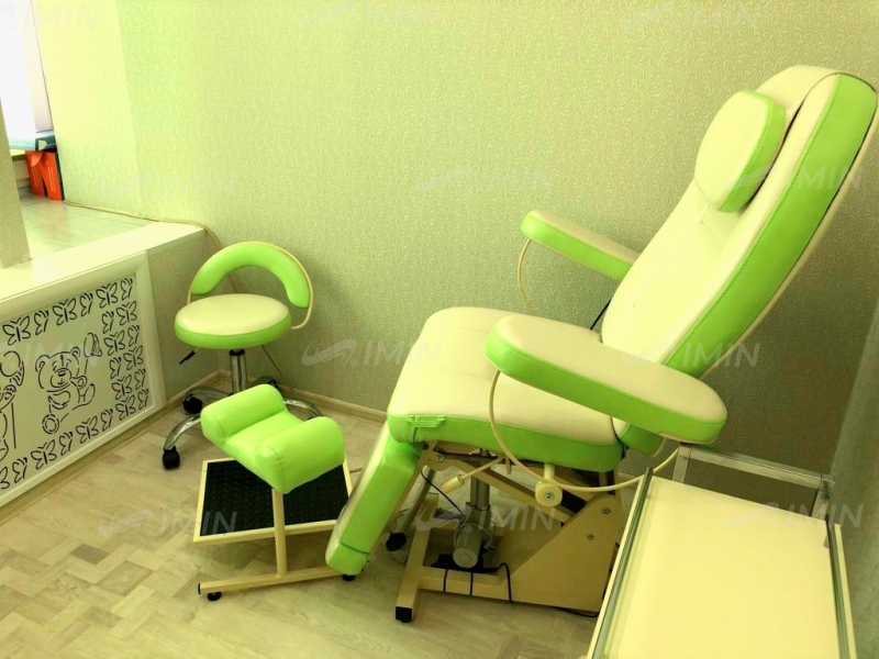 Подставка " НЬЮ" под ногу и ванну для педикюрного кресла