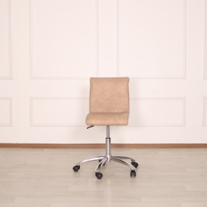 Стул мастера 'Авион', пневматическая регулировка высоты