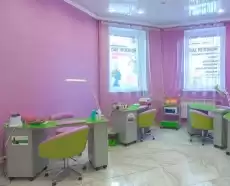 Столик для маникюра "БУМЕРАНГ"