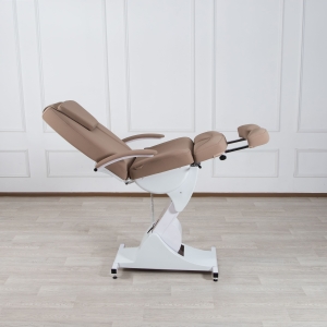 Кресло педикюрно-косметологическое «Нега» (3 мотора + пневматика)