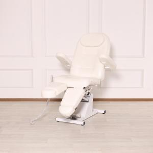 Педикюрное косметологическое кресло 'ТАТЬЯНА' (Электропривод, 3 мотора)(высота 640 -  890 мм)