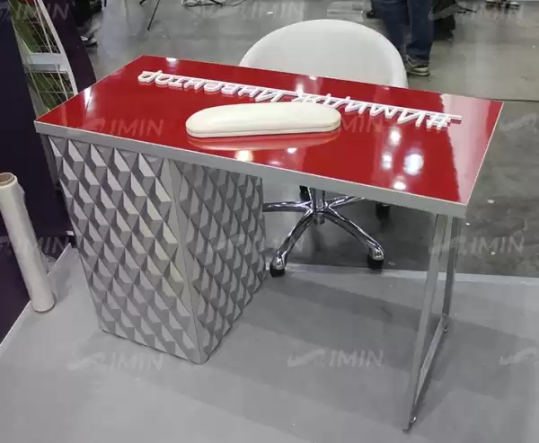 Маникюрный стол "Геометрия"