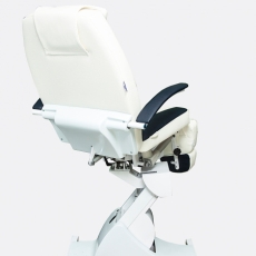 Педикюрно-косметологическое кресло "Нега" (3 мотора)  поворотное 360