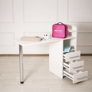 Маникюрный столик 1071