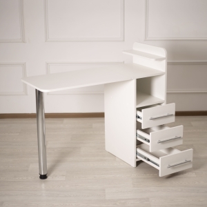 Маникюрный столик 1071