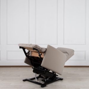 Кресло-реклайнер "Брайтон" с углом наклона 